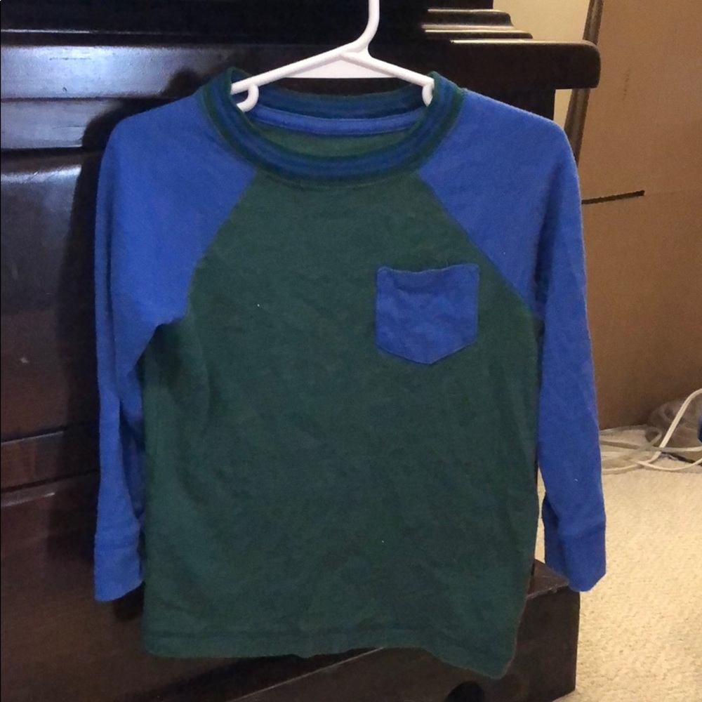 2T tee